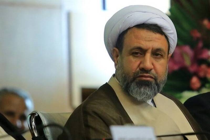 امام خمینی نگاه جهان به دین را تغییر داد.